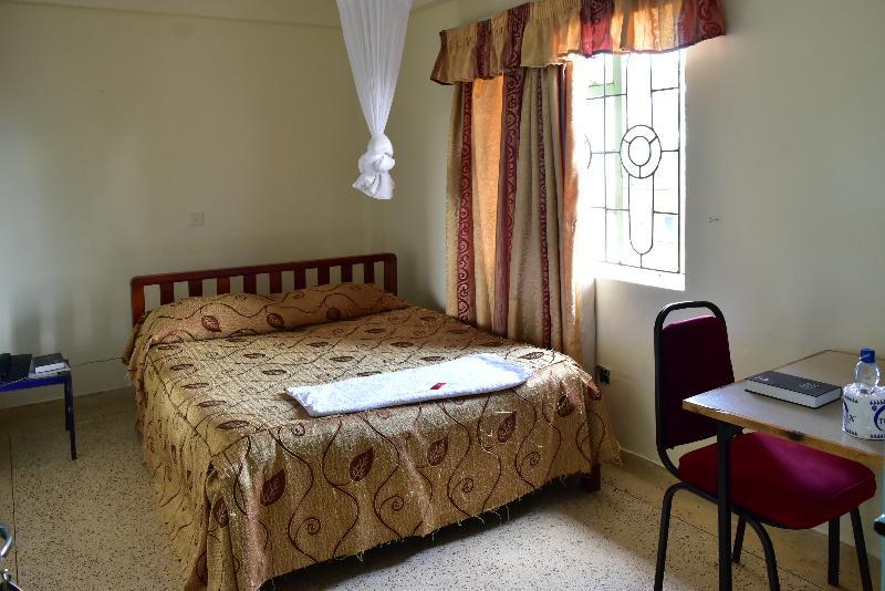 Ibis Hotel Ниери Екстериор снимка